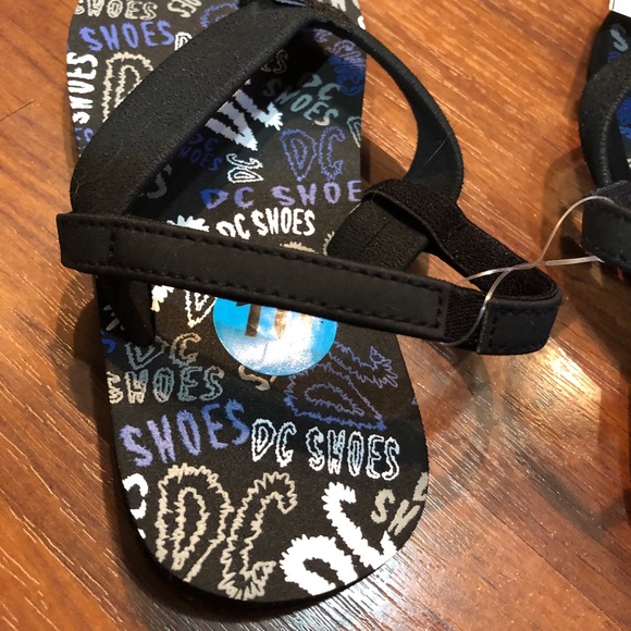 DC Shoes Sandals. NWT. Size 10. - Picture 2 of 5